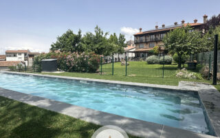 Hotel con piscina en Puerto de Béjar